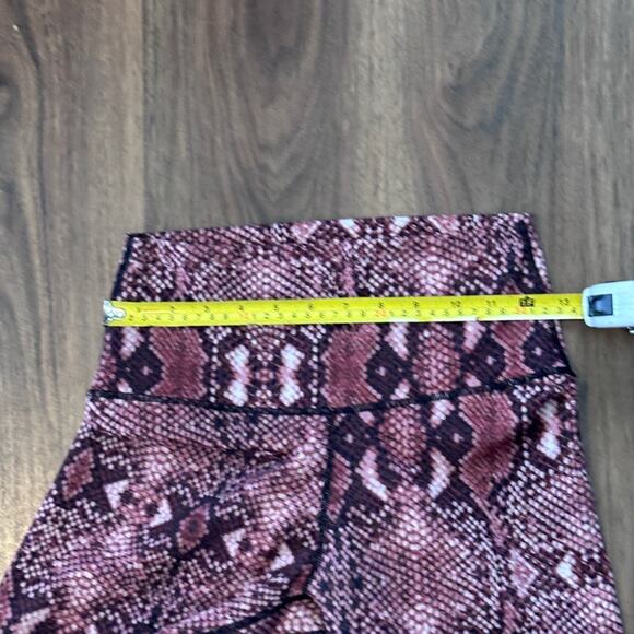 Colorfulkoala Leggings Women Small Pink Snake Print High Waist Stretchy - Picture 3 of 4